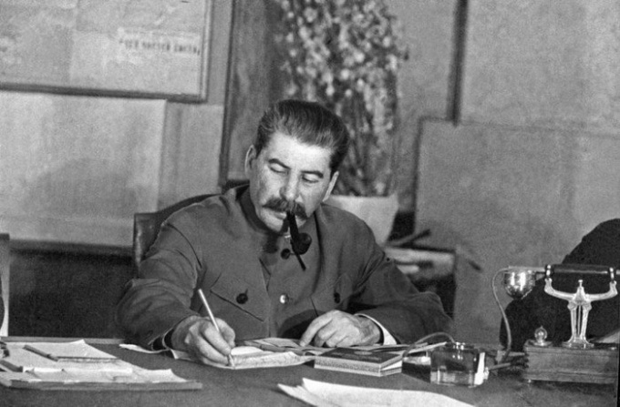 Miksi Stalin idealisoitiin Neuvostoliitossa