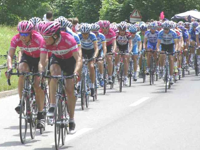 Missä järjestetään International Tour de France?